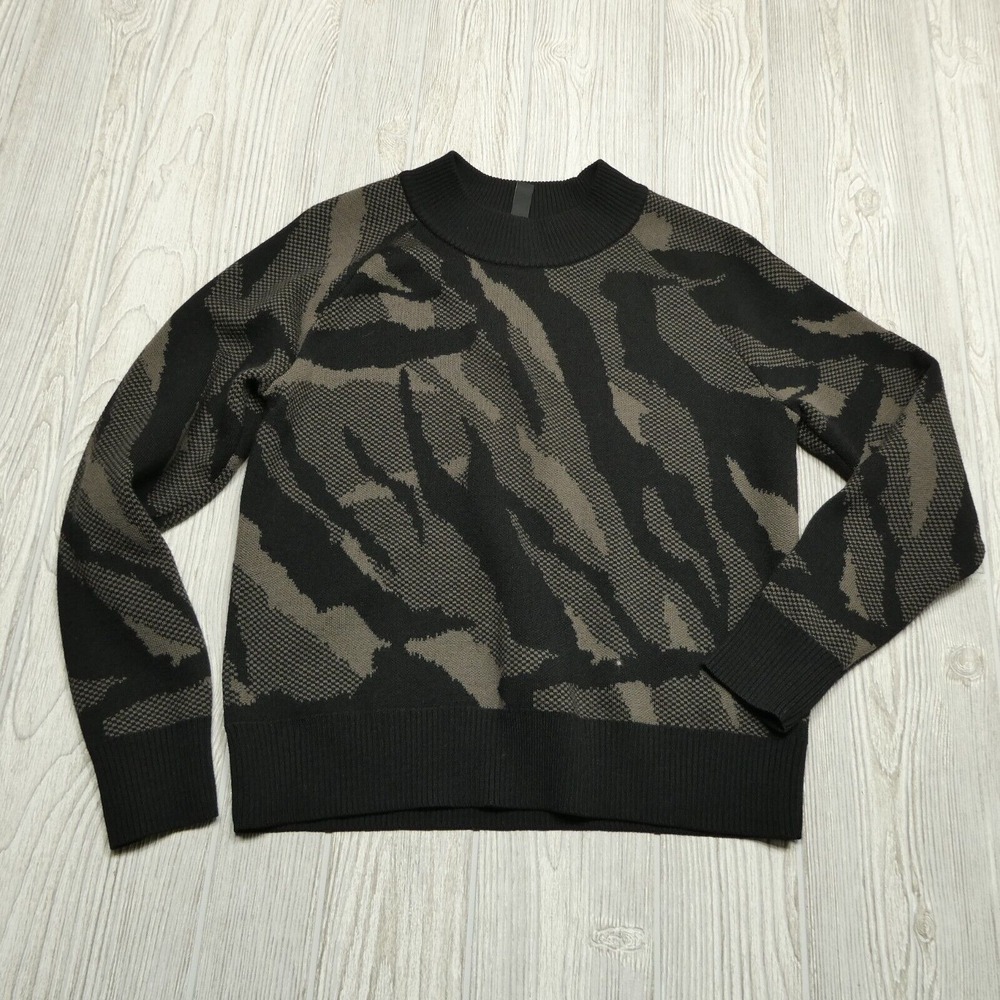 Athleta Sweater‎ Womans XXS Extra Fine Merino Wool Blend Black Gray Camouflage